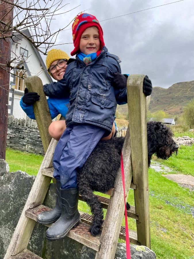 Yr Hen Siop - 4 Bed Welsh Cottage In Snowdonia Penmachno エクステリア 写真